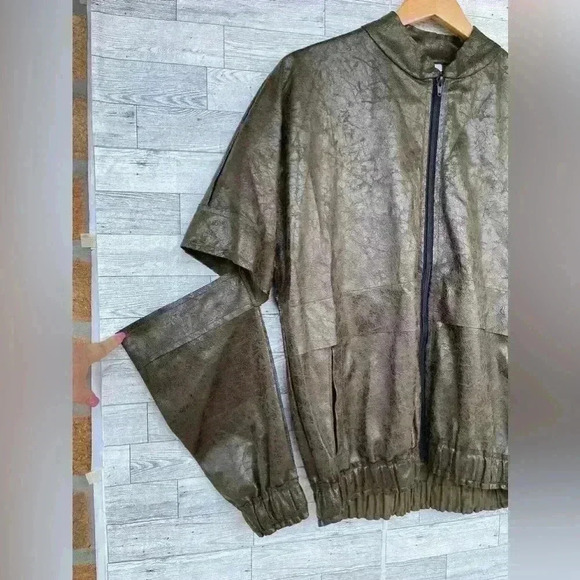 PLANET By LAUREN G VEGAN LEATHER CUT OUT METALLIC JACKET LARGE /1 - Picture 3 of 14